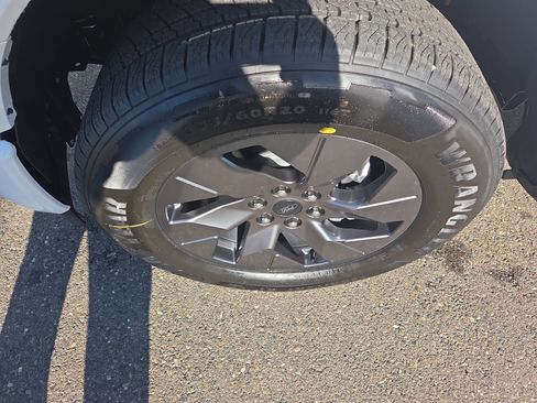 New 2025 Ford F150 Lightning Flash image 9