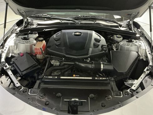 Used 2019 Chevrolet Camaro LT image 34