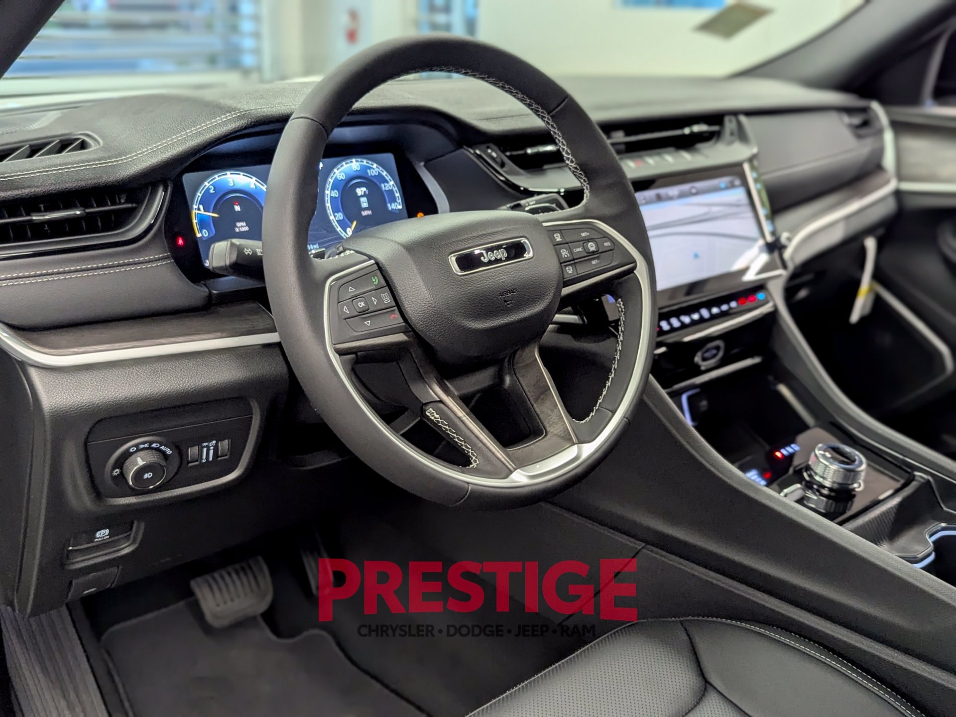 New 2026 Jeep Grand Cherokee Limited AWD/4WD image 11