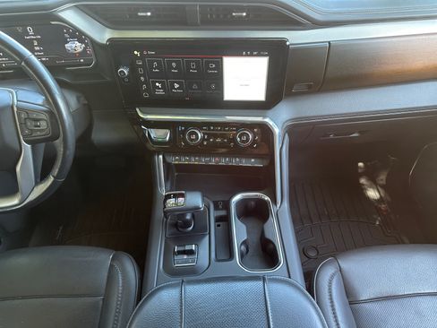 Used 2023 GMC Sierra 1500 Denali w/ Denali Reserve Package AWD/4WD image 22