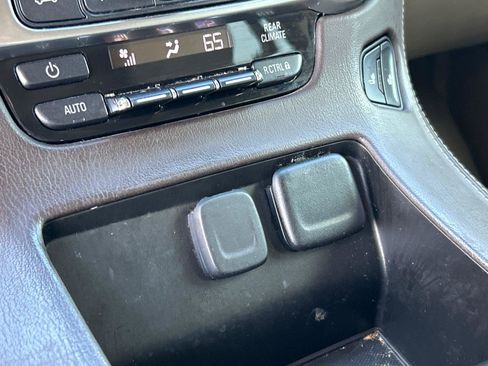 Used 2020 Chevrolet Tahoe LT RWD image 24