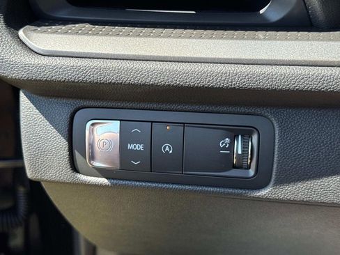 New 2026 Chevrolet Traverse LT w/ Driver Confidence Package image 24