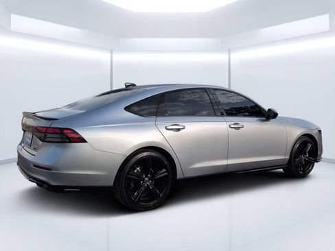 Used 2023 Honda Accord Sport image 30