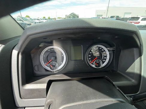 Used 2013 RAM 2500 Tradesman w/ Chrome Appearance Group AWD/4WD image 15