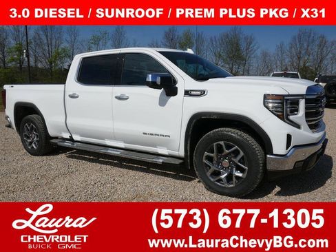 New 2026 GMC Sierra 1500 SLT AWD/4WD image 1