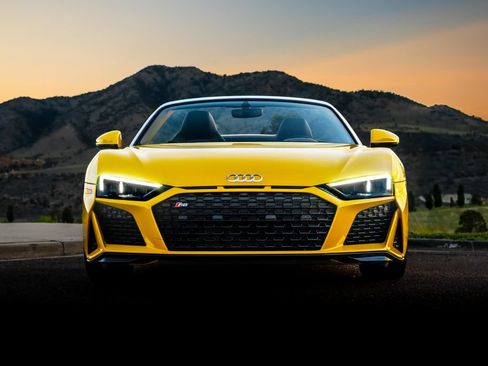 Used 2023 Audi R8 V10 performance RWD image 8