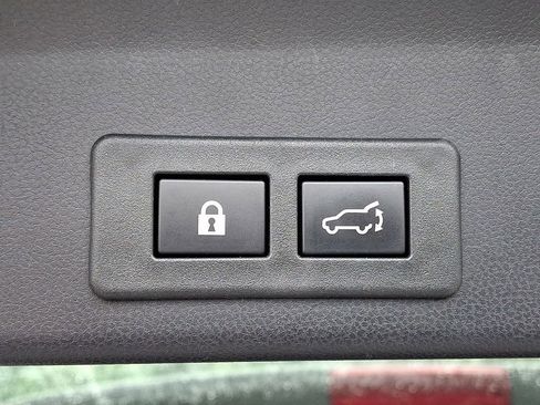 Certified 2023 Subaru Ascent Onyx Edition AWD/4WD image 29
