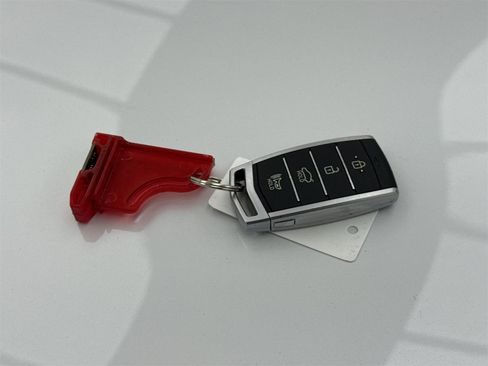 Used 2019 Genesis G80 3.8 image 48