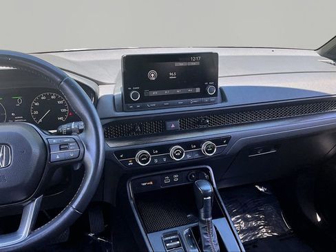 Used 2025 Honda CR-V Sport image 10