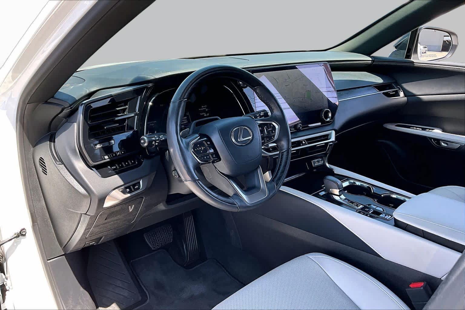 Used 2025 Lexus RX 350 F Sport w/ Convenience Package AWD/4WD image 18