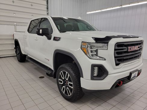 Used 2020 GMC Sierra 1500 AT4 w/ AT4 Premium Package AWD/4WD image 1