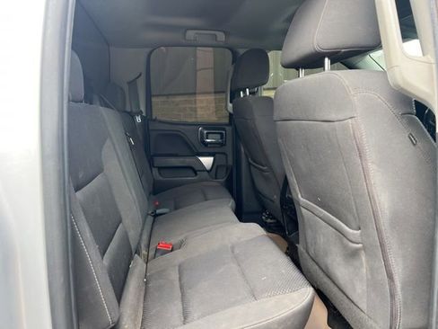 Used 2018 Chevrolet Silverado 1500 LT w/ Redline Edition AWD/4WD image 14