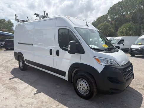 Used 2024 RAM ProMaster 2500 FWD image 7