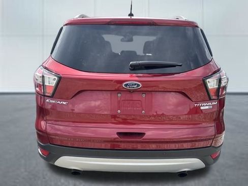 Used 2017 Ford Escape Titanium image 5