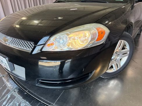 Used 2016 Chevrolet Impala LT FWD image 9