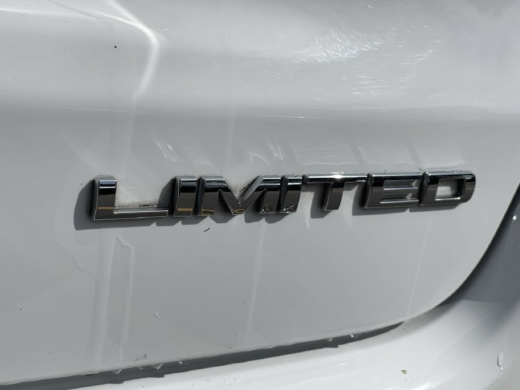 Used 2025 Jeep Compass Limited AWD/4WD image 8
