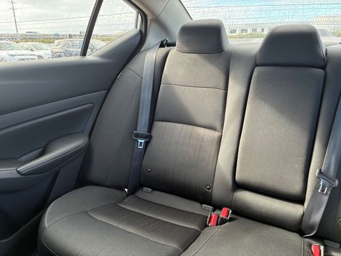 Used 2025 Nissan Altima 2.5 SV image 39