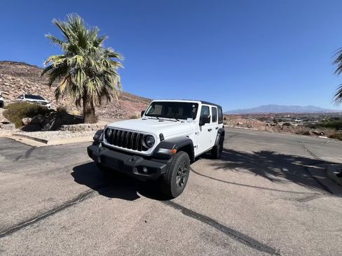 Certified 2024 Jeep Wrangler Unlimited Sport AWD/4WD image 8
