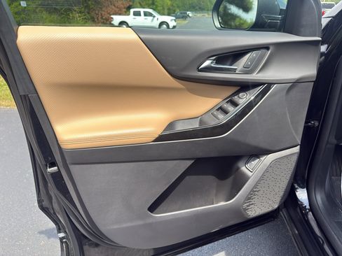 Used 2026 Chevrolet Equinox ACTIV w/ LPO, Floor Liner Package AWD/4WD image 10