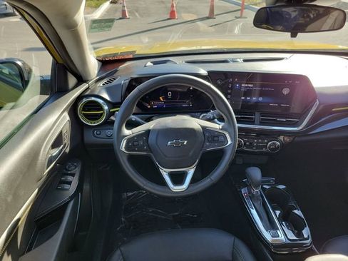 Used 2024 Chevrolet Trax ACTIV w/ Driver Confidence Package image 27