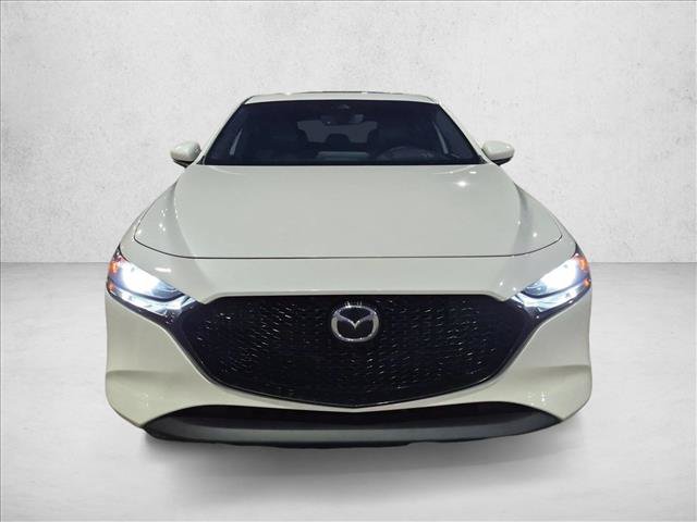 Used 2019 MAZDA MAZDA3 Hatchback w/ Preferred Package FWD image 2