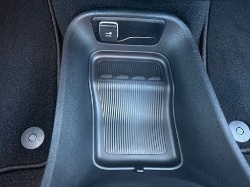 New 2026 Chrysler Pacifica Select image 27