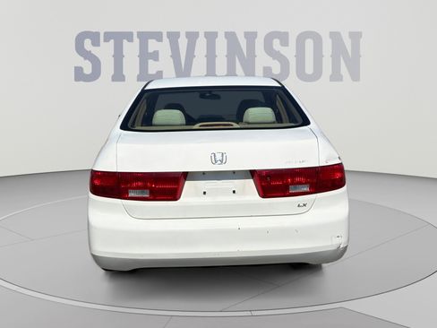 Used 2005 Honda Accord LX image 4