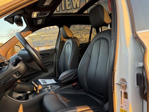 Used 2020 BMW X1 xDrive28i w/ Convenience Package image 6