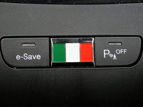 Used 2024 Alfa Romeo Tonale Veloce image 22