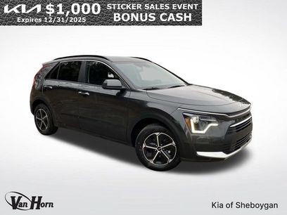 New 2025 Kia Niro LX