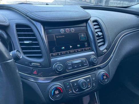 Used 2015 Chevrolet Impala LT image 38