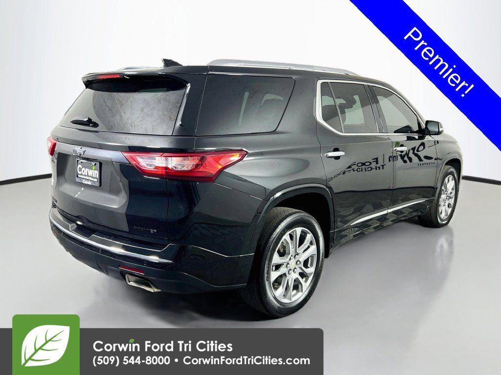 Used 2021 Chevrolet Traverse Premier w/ LPO, Blackout Package AWD/4WD image 16