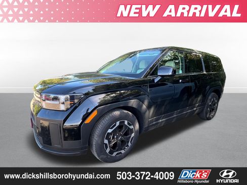 Used 2025 Hyundai Santa Fe SE AWD/4WD image 1