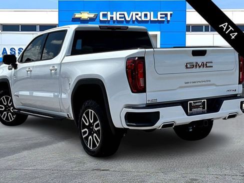 Used 2024 GMC Sierra 1500 AT4 w/ Technology Package image 4