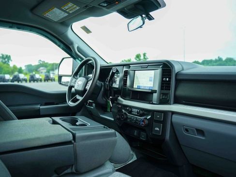 Used 2026 Ford F250 XLT AWD/4WD image 13
