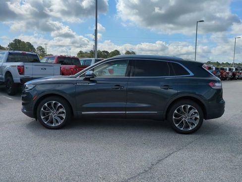 Used 2022 Lincoln Nautilus Reserve w/ Equipment Group 201A image 7