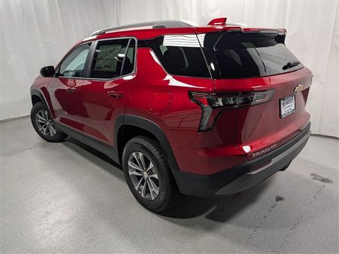 New 2026 Chevrolet Equinox LT w/ Convenience Package II image 6