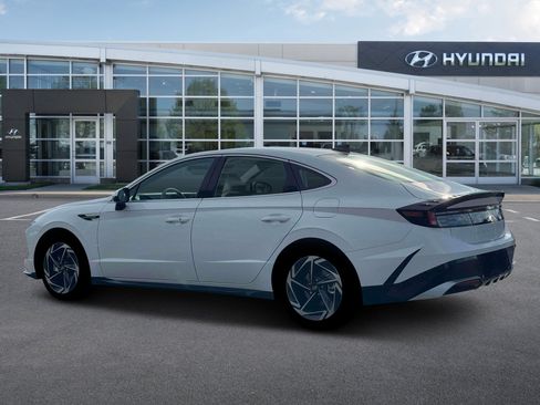 New 2026 Hyundai Sonata SEL FWD image 4