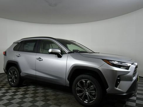 New 2025 Toyota RAV4 Limited image 9