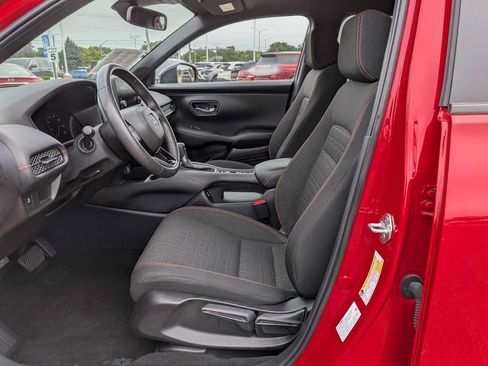 Certified 2025 Honda HR-V Sport image 15