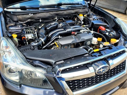 Used 2013 Subaru Legacy 2.5i Premium w/ All-Weather Pkg AWD/4WD image 47