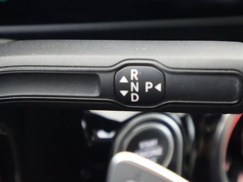 Used 2021 Mercedes-Benz GLA 250 4MATIC image 19