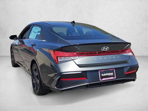 New 2026 Hyundai Elantra SEL Sport Premium image 9