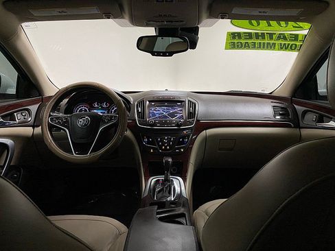 Used 2016 Buick Regal Premium w/ Driver Confidence Package #2 image 22