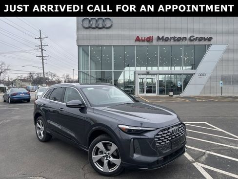 Used 2025 Audi Q5 Premium Plus w/ Premium Plus image 1