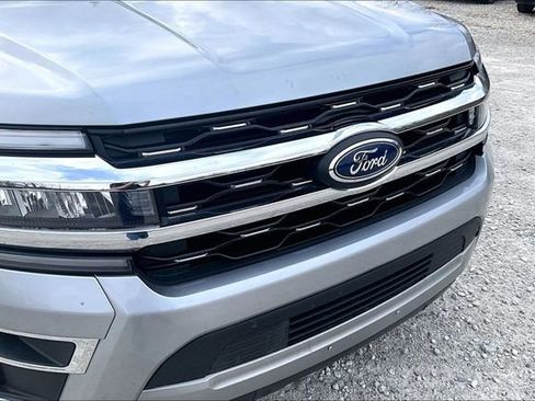 Used 2024 Ford Expedition Max Limited image 31