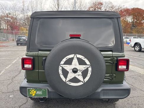 Used 2021 Jeep Wrangler Unlimited Sport image 18