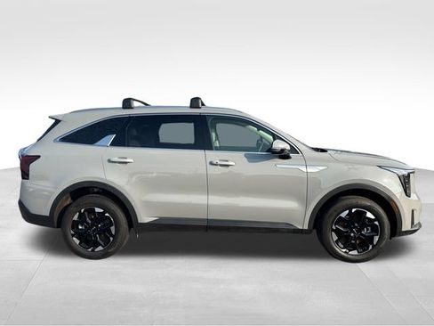 Used 2026 Kia Sorento S AWD/4WD image 6