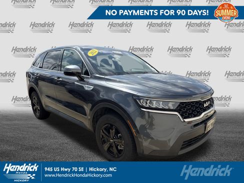 Used 2022 Kia Sorento LX AWD/4WD image 1