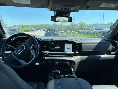 Used 2024 GMC Sierra 1500 SLT w/ SLT Premium Plus Package image 5